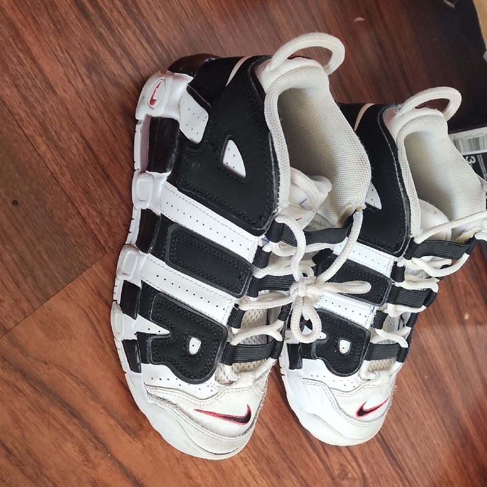 Nike Black and White Low-Top Sneakers